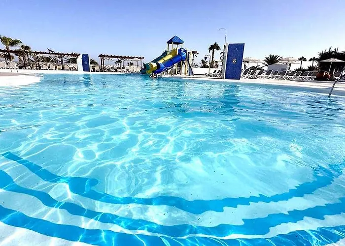 Caleta Dorada Szálloda 2*